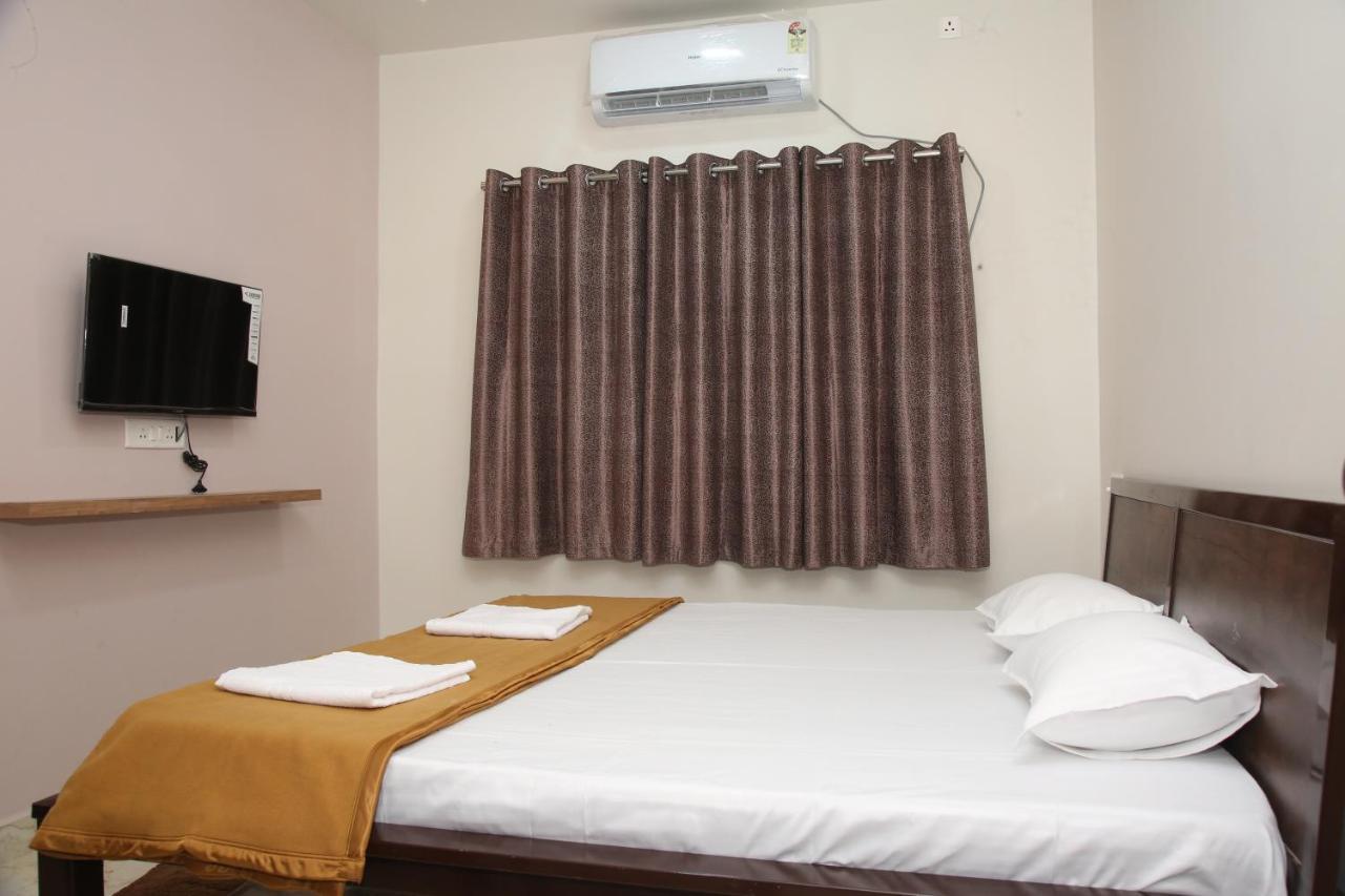 Hotel Madhusudan Executive Kolhapur Eksteriør bilde