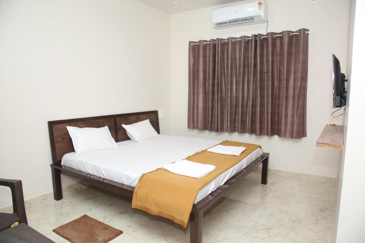 Hotel Madhusudan Executive Kolhapur Eksteriør bilde