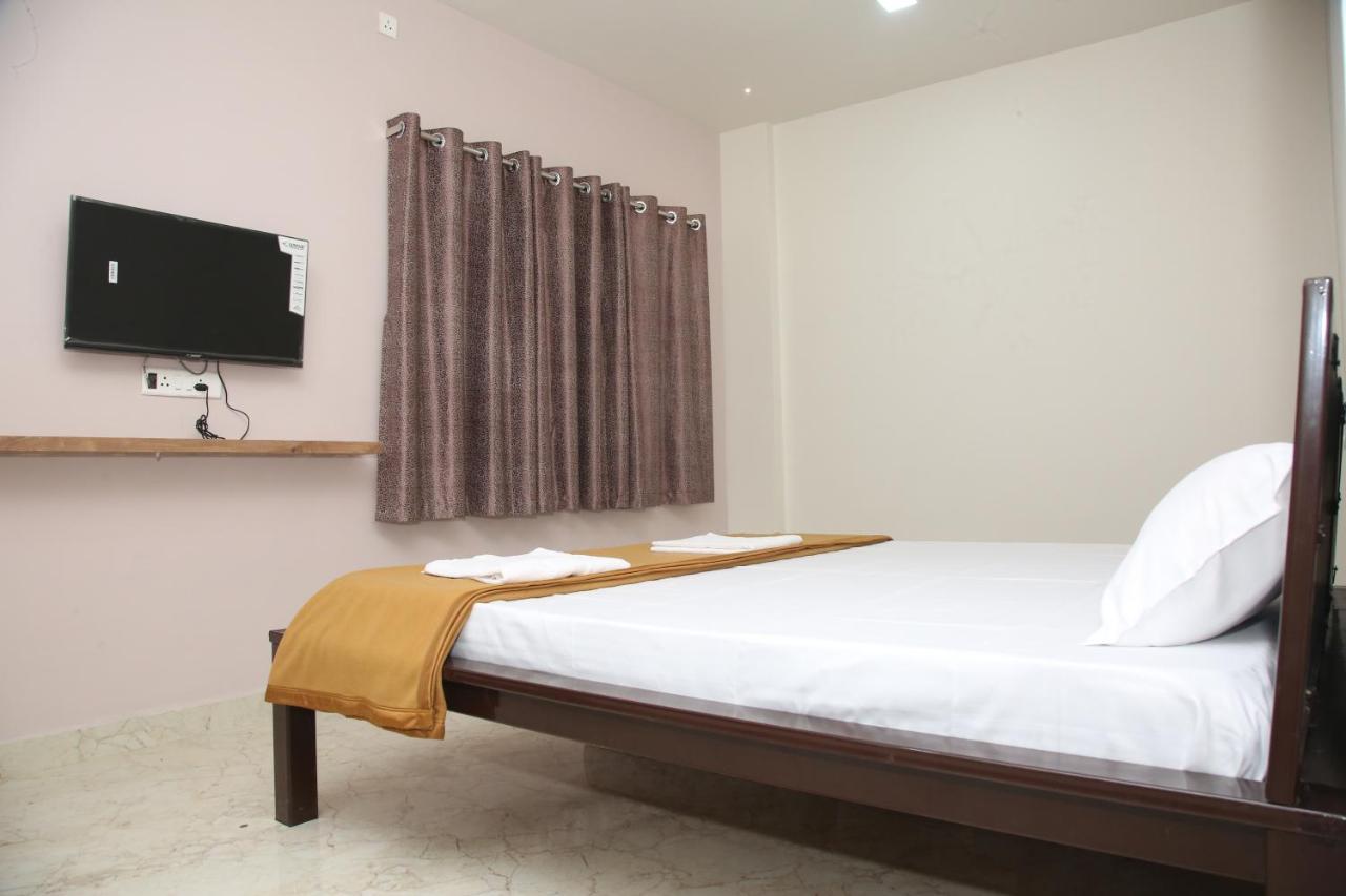 Hotel Madhusudan Executive Kolhapur Eksteriør bilde