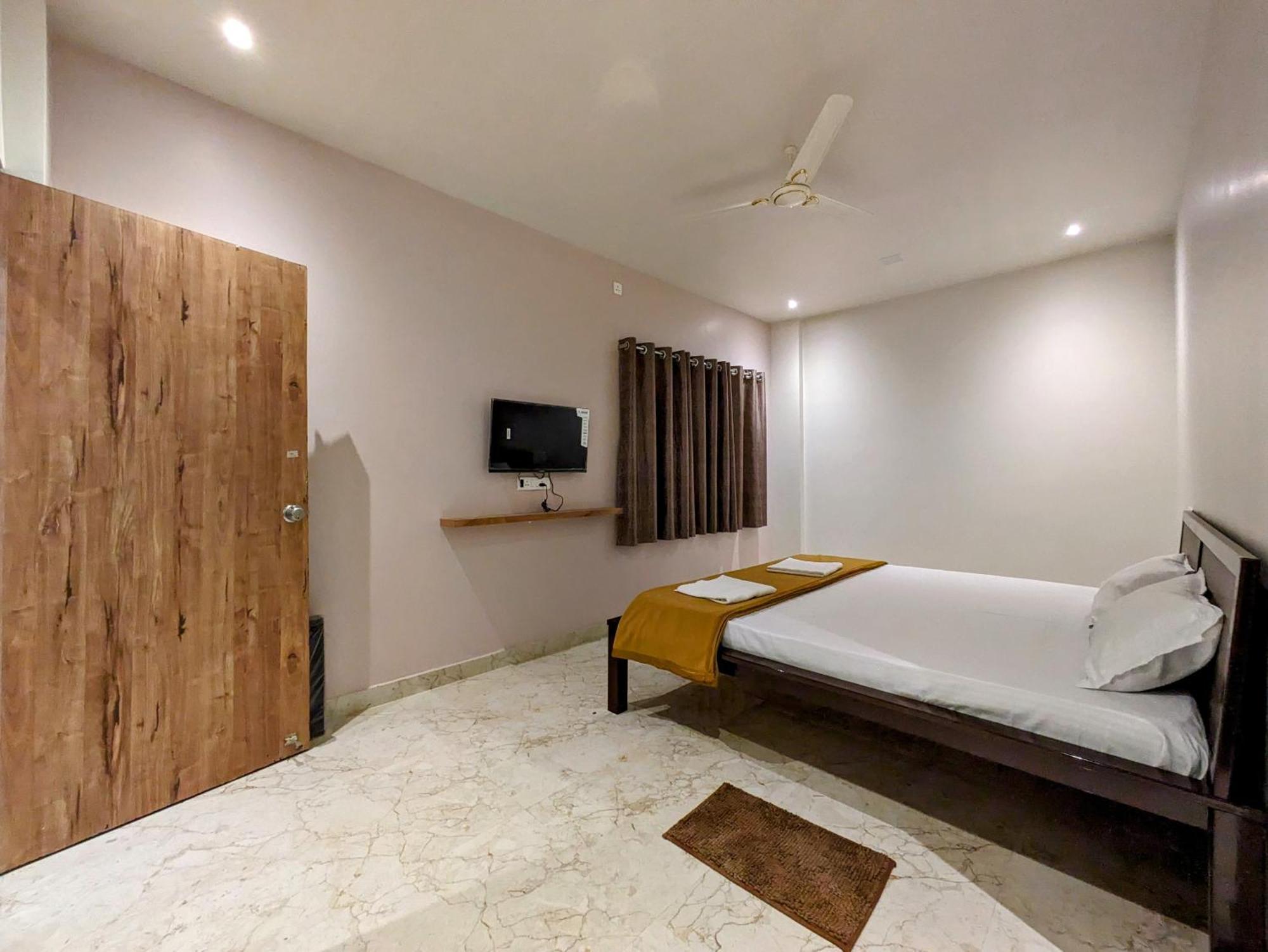 Hotel Madhusudan Executive Kolhapur Eksteriør bilde